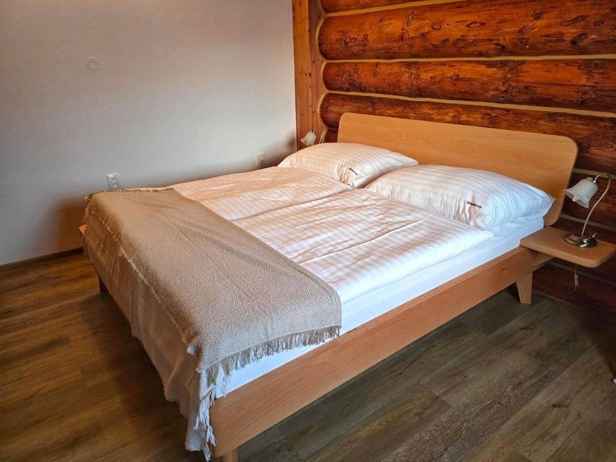 Sport-hotel Šibeniční vrch Mnichovice Exterior foto